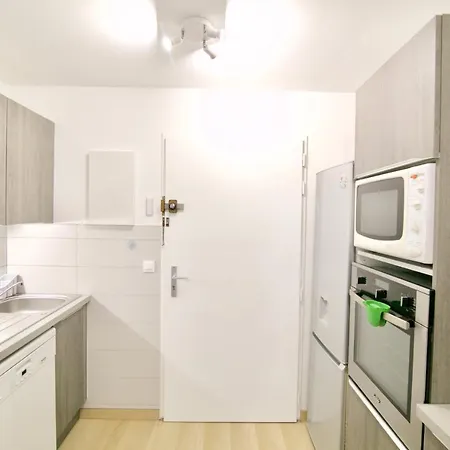 T2 Refait A Neuf, Au Calme, Piscine, Parking Prive Apartmán