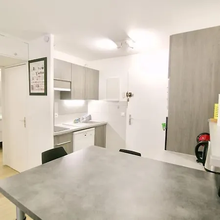 T2 Refait A Neuf, Au Calme, Piscine, Parking Prive Apartmán